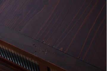 アンティーク家具　和製アンティーク　モールガラス引き戸の脚付きサイドボード(収納棚)