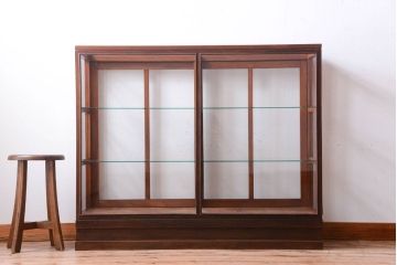 アンティーク家具　アンティーク　古いブナ材製のシンプルで上品なガラスケース