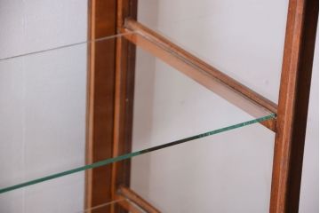 アンティーク家具　アンティーク　古いブナ材製のシンプルで上品なガラスケース