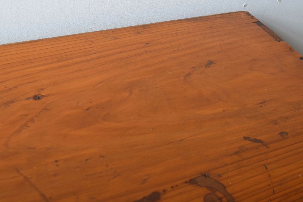 レトロ家具　和製アンティーク　モールガラス引き戸のレトロな収納棚