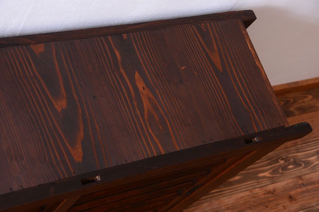 アンティーク家具　古民具・骨董　明治期　薄型!二段重ね四尺水屋箪笥