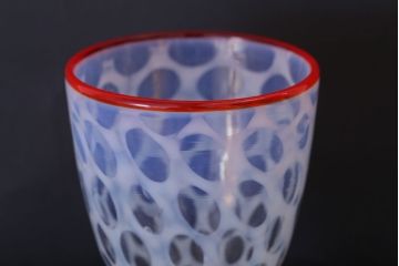 アンティーク雑貨　アンティーク　当時物　赤縁乳白水玉氷コップ(1)