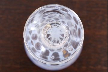 アンティーク雑貨　アンティーク　当時物　赤縁乳白水玉氷コップ(1)