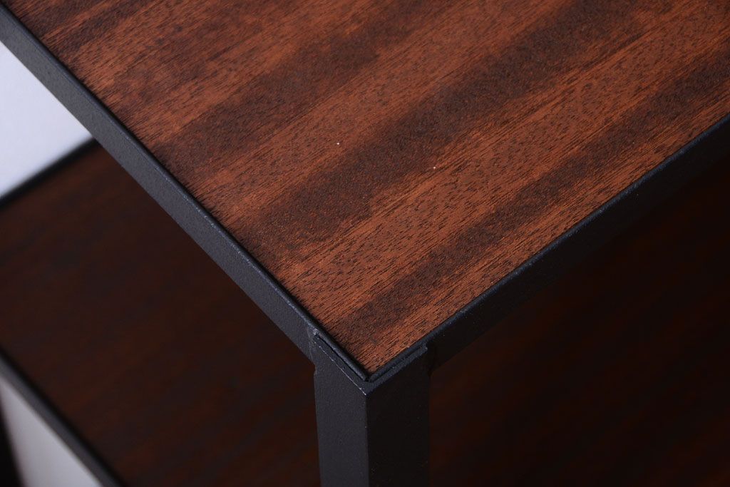 ラフジュ工房オリジナル　脚付きのシンプルな背の低いアイアンラック(1)