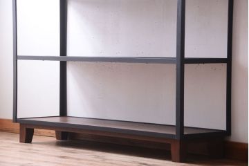 ラフジュ工房オリジナル　脚付きのシンプルな背の低いアイアンラック(1)