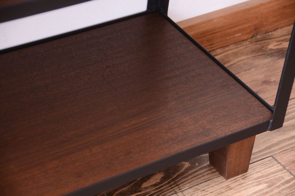 ラフジュ工房オリジナル　脚付きのシンプルな背の低いアイアンラック(1)