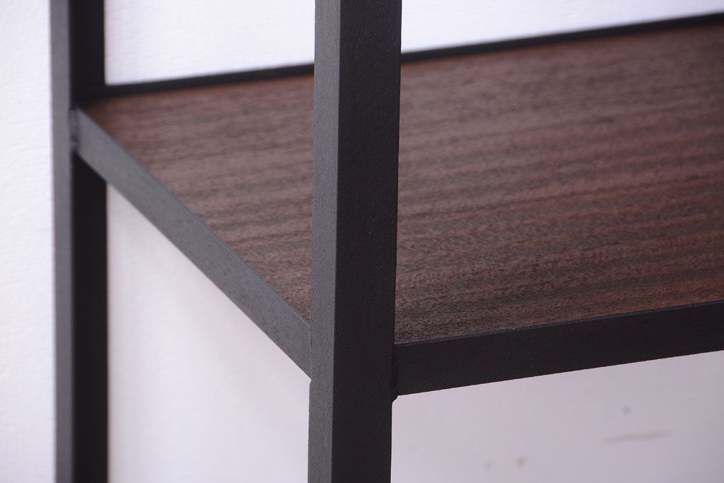 ラフジュ工房オリジナル　脚付きのシンプルな背の低いアイアンラック(1)