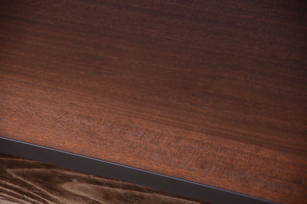 ラフジュ工房オリジナル　脚付きのシンプルな背の低いアイアンラック(1)