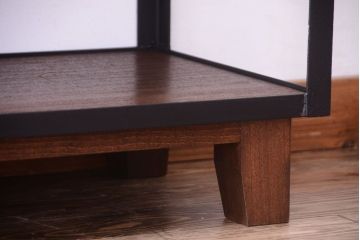 ラフジュ工房オリジナル　脚付きのシンプルな背の低いアイアンラック(1)