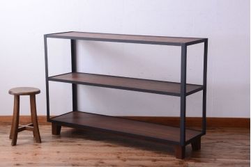 ラフジュ工房オリジナル　脚付きのシンプルな背の低いアイアンラック(1)