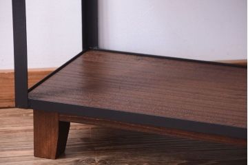 ラフジュ工房オリジナル　脚付きのシンプルな背の低いアイアンラック(1)