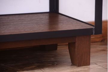 ラフジュ工房オリジナル　脚付きのシンプルな背の低いアイアンラック(2)