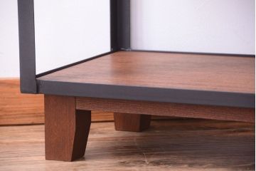 ラフジュ工房オリジナル　脚付きのシンプルな背の低いアイアンラック(2)