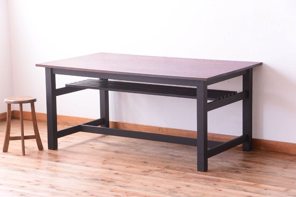 アンティーク家具　アンティーク　ペイントレッグ!古い木の大きなダイニングテーブル(作業台)(2)