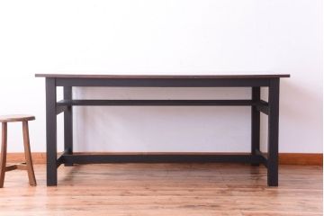 アンティーク家具　アンティーク　ペイントレッグ!古い木の大きなダイニングテーブル(作業台)(2)