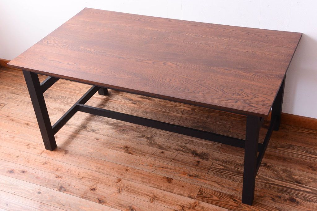 アンティーク家具　アンティーク　ペイントレッグ!古い木の大きなダイニングテーブル(作業台)(2)