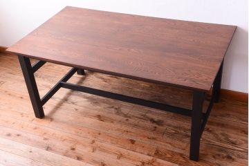 アンティーク家具　アンティーク　ペイントレッグ!古い木の大きなダイニングテーブル(作業台)(2)