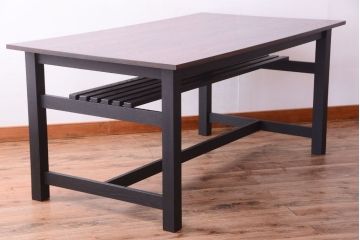 アンティーク家具　アンティーク　ペイントレッグ!古い木の大きなダイニングテーブル(作業台)(2)