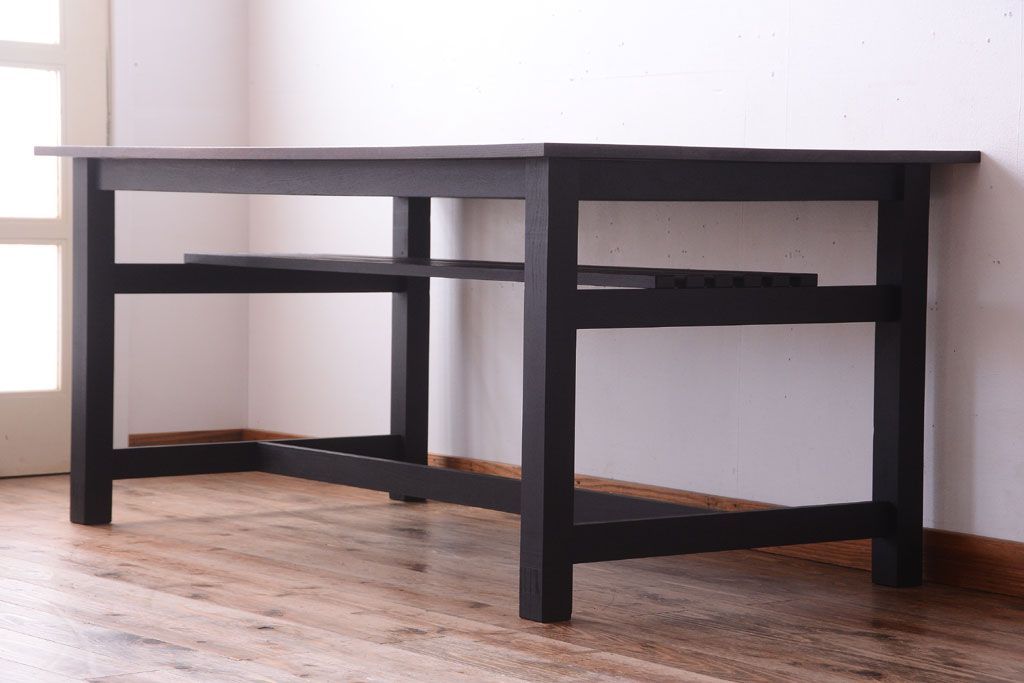 アンティーク家具　アンティーク　ペイントレッグ!古い木の大きなダイニングテーブル(作業台)(2)