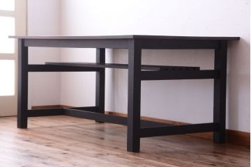 アンティーク家具　アンティーク　ペイントレッグ!古い木の大きなダイニングテーブル(作業台)(2)
