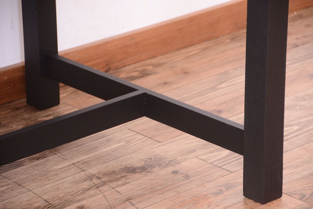 アンティーク家具　アンティーク　ペイントレッグ!古い木の大きなダイニングテーブル(作業台)(2)