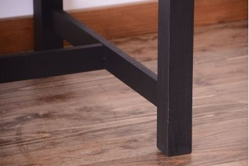 アンティーク家具　アンティーク　ペイントレッグ!古い木の大きなダイニングテーブル(作業台)(2)