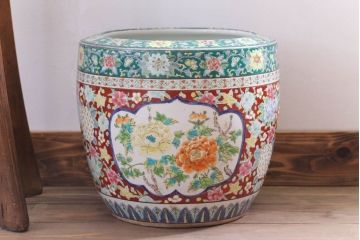 アンティーク雑貨　古民具・骨董　大正〜昭和期　十錦手火鉢(瀬戸火鉢)