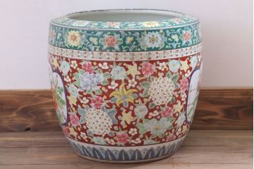 アンティーク雑貨　古民具・骨董　大正〜昭和期　十錦手火鉢(瀬戸火鉢)