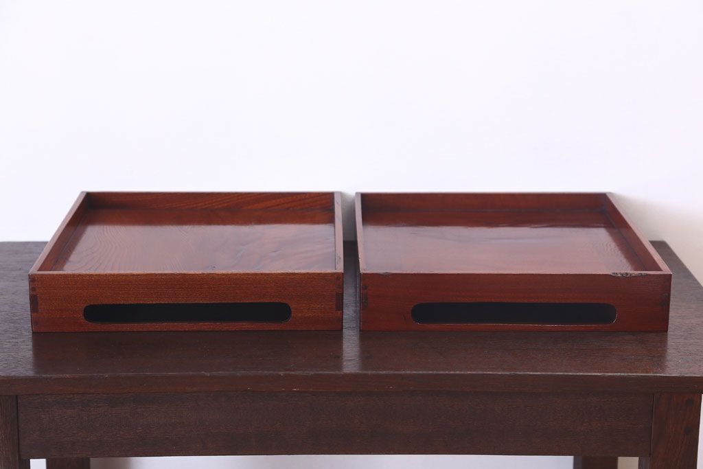 アンティーク雑貨　古民具・骨董　明治〜大正期　欅材のお膳(盆)　2客セット(1)