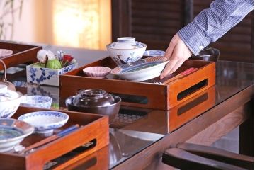 古民具・骨董　明治〜大正　欅材のお膳(盆)　2客セット(1)