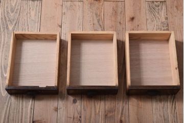 アンティーク家具　和製アンティーク　飾り棚・引き出し付き!モールガラス扉の収納棚(本箱)