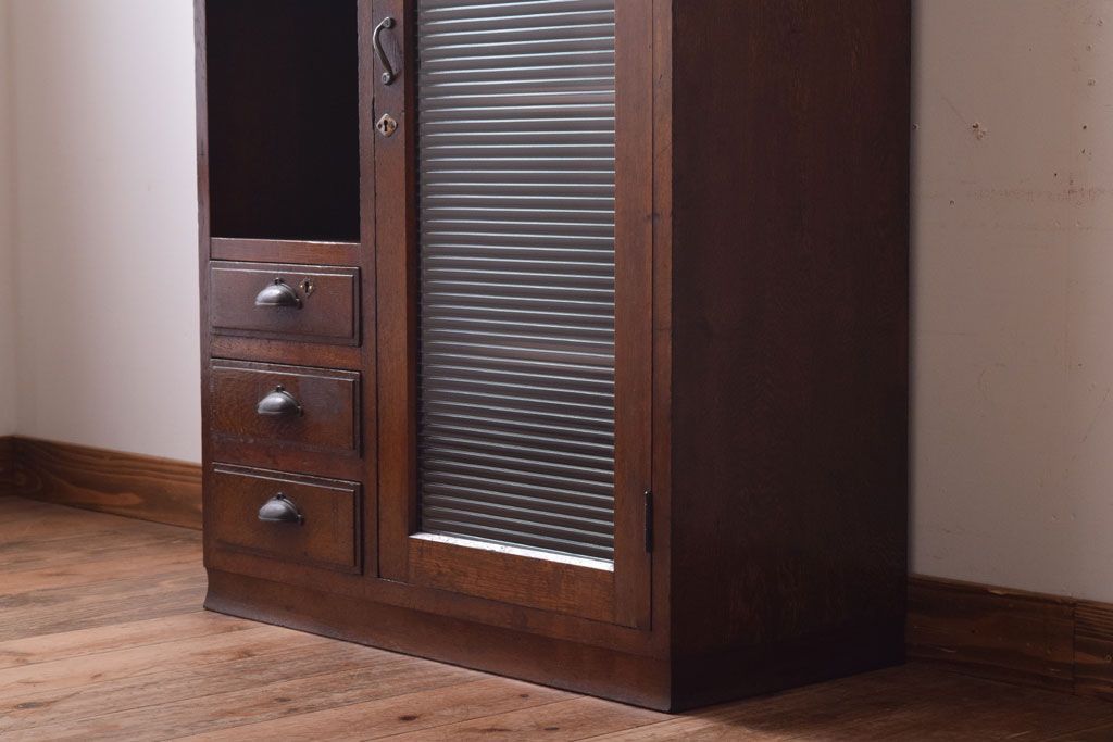 アンティーク家具　和製アンティーク　飾り棚・引き出し付き!モールガラス扉の収納棚(本箱)