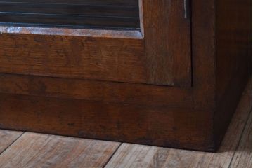 アンティーク家具　和製アンティーク　飾り棚・引き出し付き!モールガラス扉の収納棚(本箱)