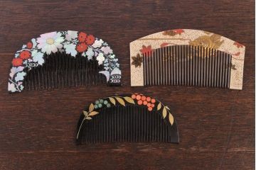 アンティーク雑貨　アンティーク　大正〜昭和期　古い蒔絵櫛(くし)など3点セット
