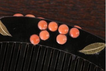 アンティーク雑貨　アンティーク　大正〜昭和期　古い蒔絵櫛(くし)など3点セット