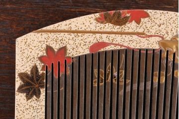 アンティーク雑貨　アンティーク　大正〜昭和期　古い蒔絵櫛(くし)など3点セット