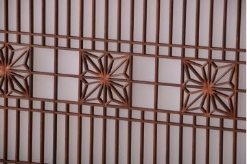 古民具・骨董　和製アンティークの上品な組子帯戸2枚セット