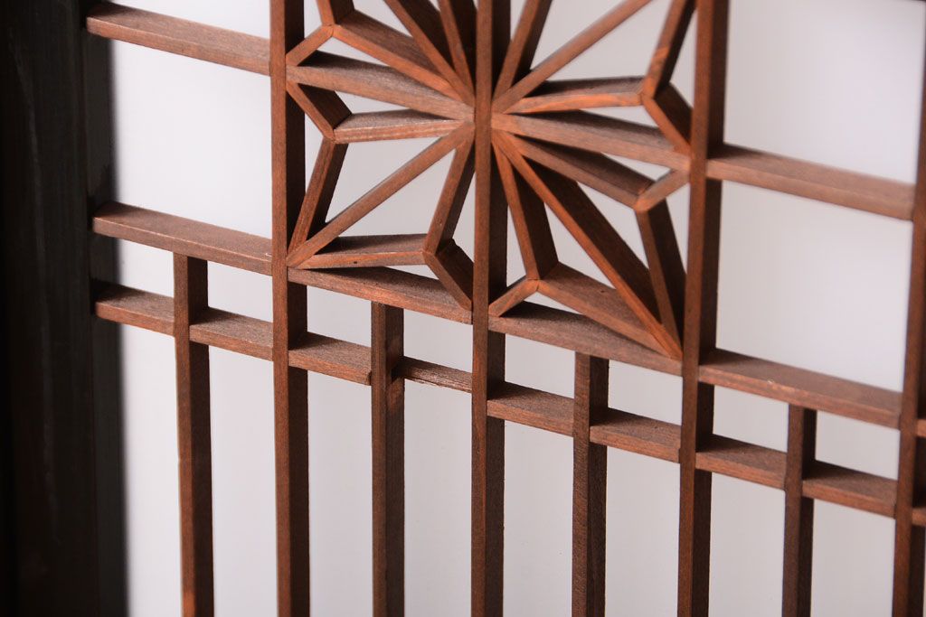 古民具・骨董　和製アンティークの上品な組子帯戸2枚セット