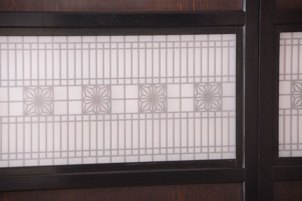 古民具・骨董　和製アンティークの上品な組子帯戸2枚セット