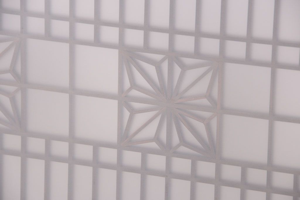 古民具・骨董　和製アンティークの上品な組子帯戸2枚セット