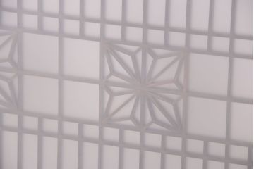 古民具・骨董　和製アンティークの上品な組子帯戸2枚セット