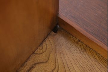 アンティーク雑貨　昭和レトロ　古い木のシンプルなアンティーク本立て(2)