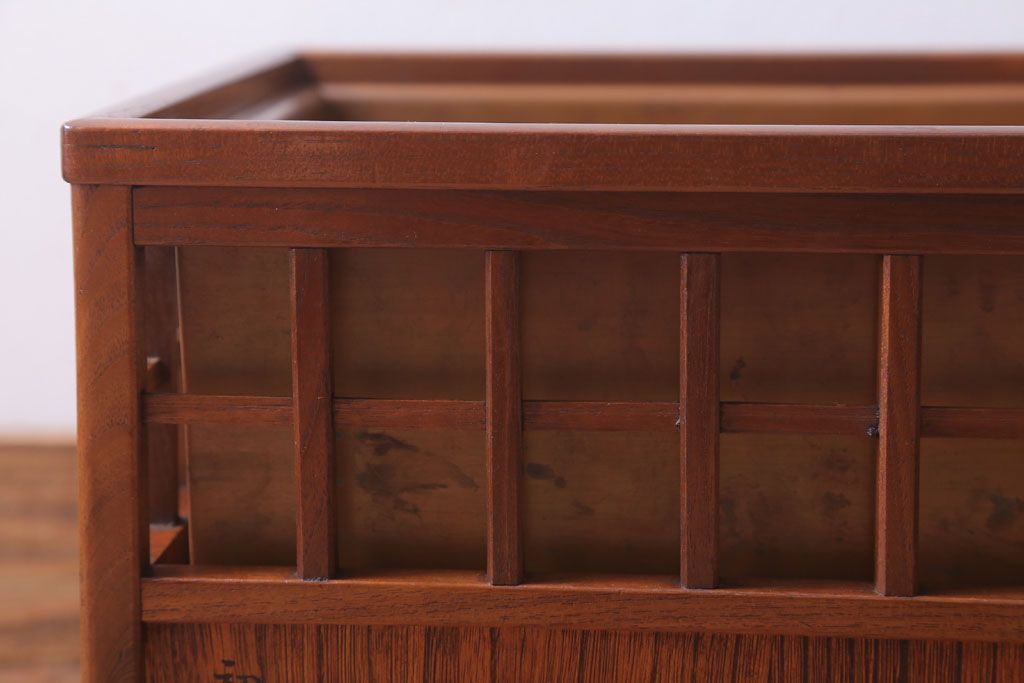 アンティーク雑貨　古民具・骨董　古い木製のアンティーク角火鉢