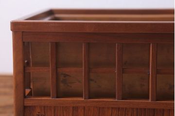 アンティーク雑貨　古民具・骨董　古い木製のアンティーク角火鉢