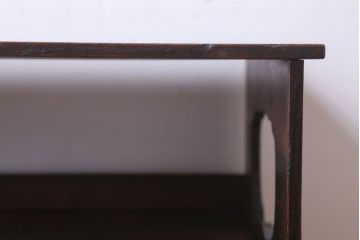 アンティーク家具　和製アンティーク　古い木の小ぶりな茶棚(収納棚)