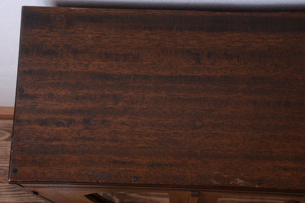 レトロ家具　昭和レトロ　古い木製のアンティーク本箱(ブックケース)