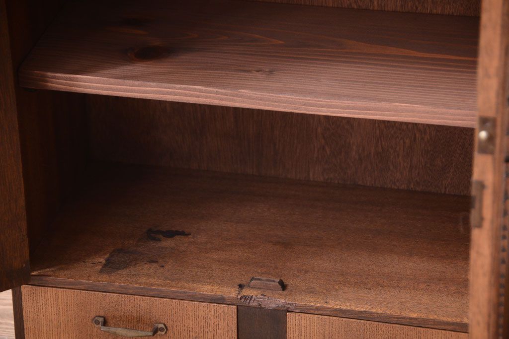 レトロ家具　昭和レトロ　古い木製のアンティーク本箱(ブックケース)