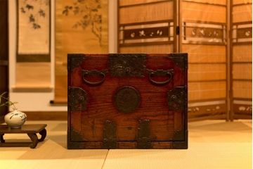 アンティーク雑貨　古民具・骨董　江戸〜明治期　仙台箪笥　船箪笥(掛硯型、懸硯型、舟箪笥、帳箱)