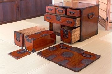 アンティーク雑貨　古民具・骨董　江戸〜明治期　仙台箪笥　船箪笥(掛硯型、懸硯型、舟箪笥、帳箱)