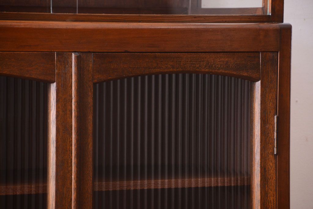 レトロ家具　和製アンティーク　モールガラス入り!大ぶりなレトロ本箱(ブックケース)(2)